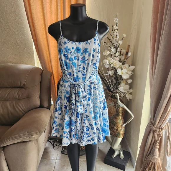 Aqua dress size M - Picture 2 of 4